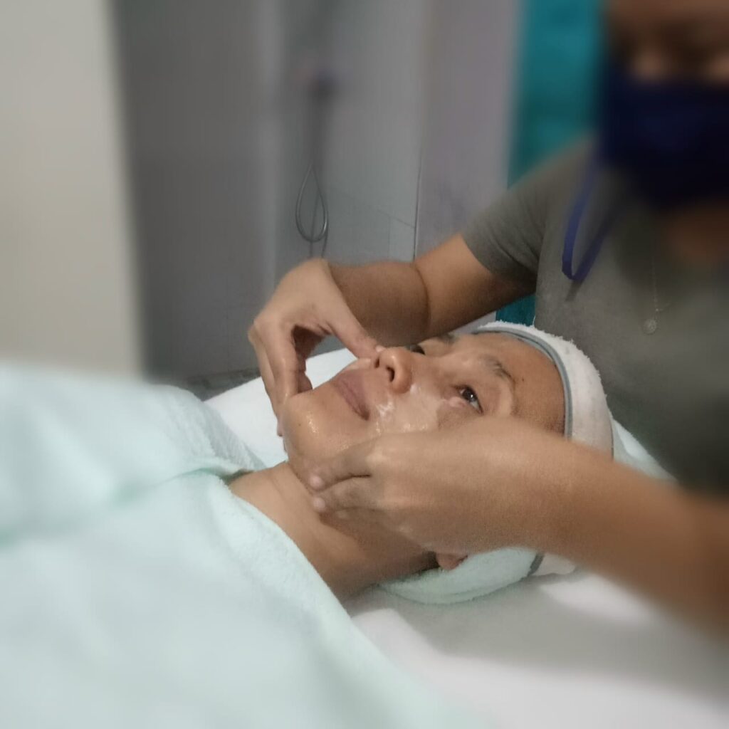 Harga Facial Di Salon GDC